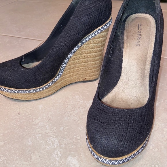 Black Wedges - Picture 8 of 12